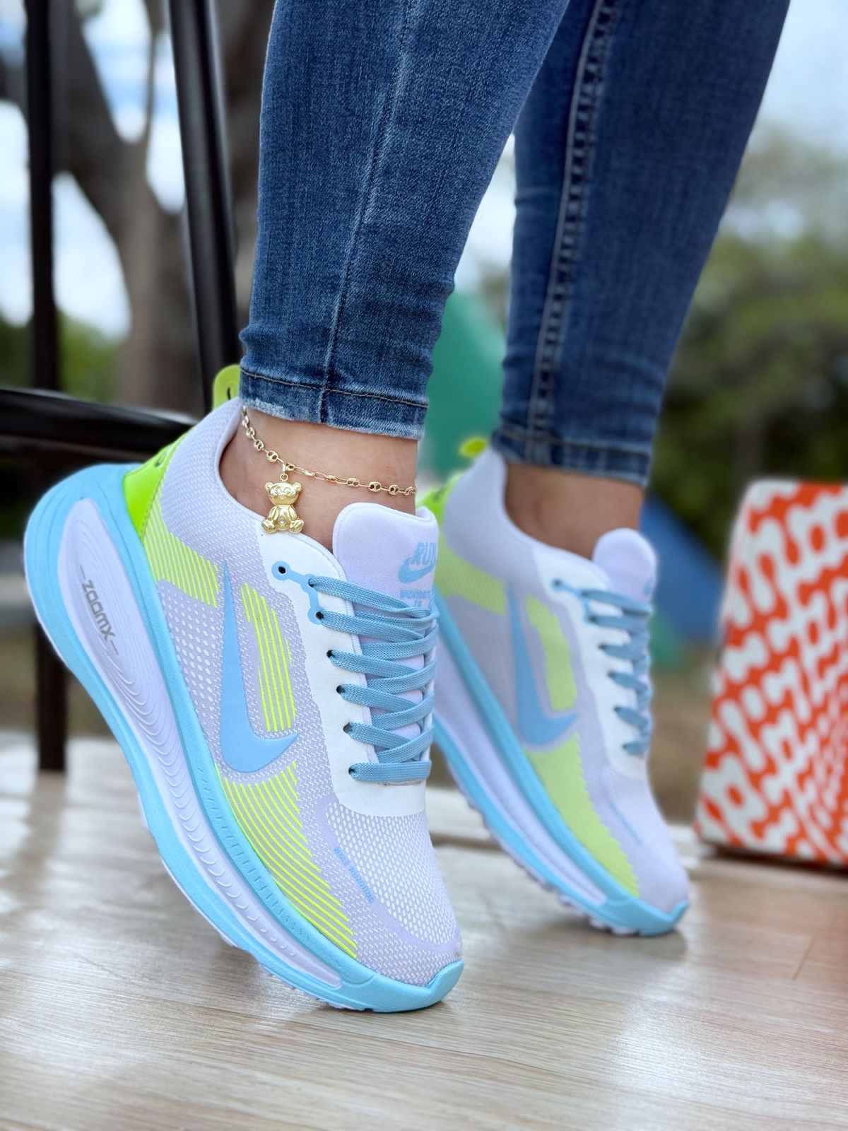 Nike Vomero MT Dama