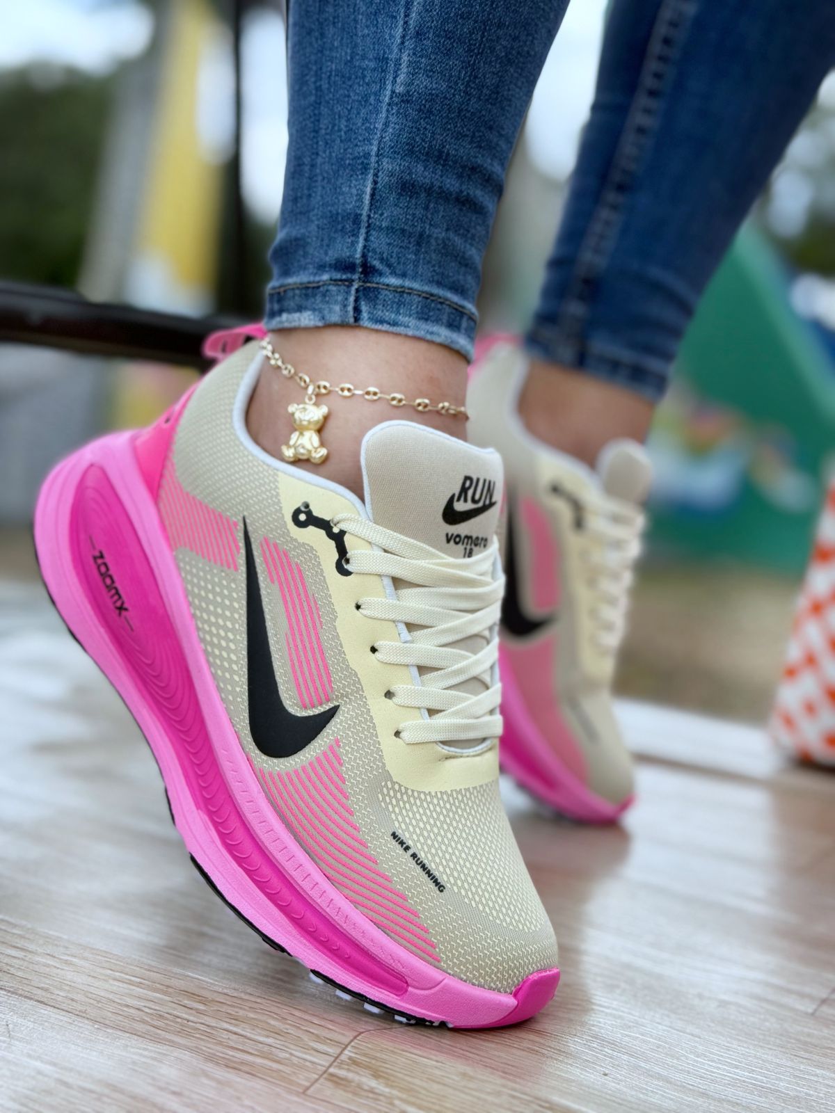 Nike Vomero MT Dama