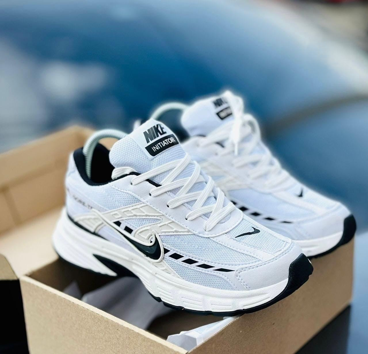 Nike Initiator
