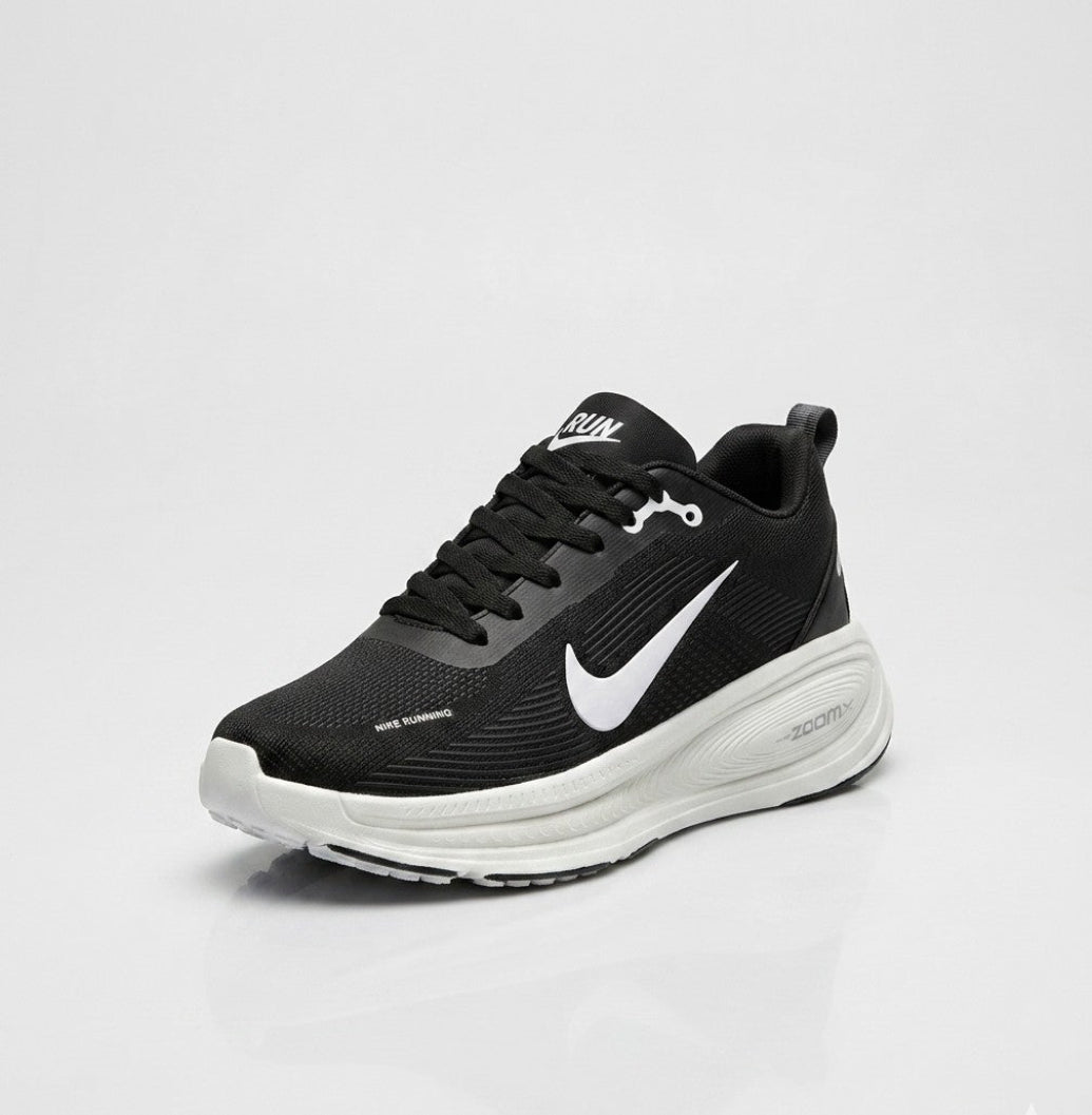Nike Vomero Plus Unisex